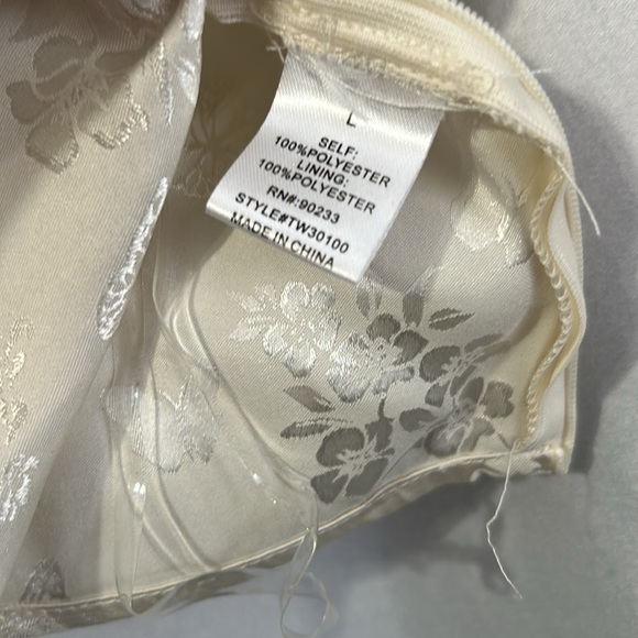 Beverly and Beck by Pacsun Cami Top - Picture 3 of 7